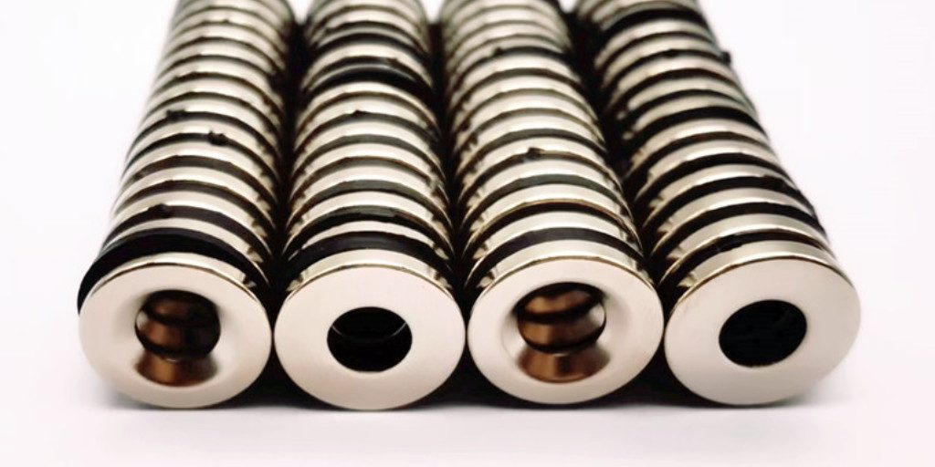 C098釹鐵硼D15*2.2-（d6.6/d10)沉孔磁鐵